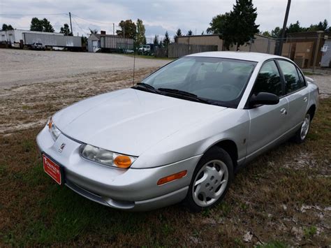 Used 2002 SATURN SL2 for sale at Towpath Motors | Cuyahoga Falls Used ...