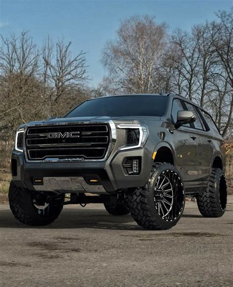 2021 GMC Yukon on 24s | Gmc denali truck, Gmc vehicles, Lifted chevy trucks