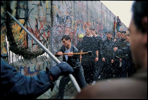 Collapse Of Berlin Wall