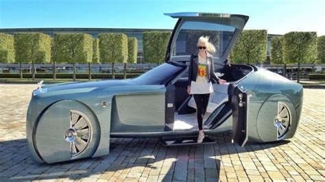 The Rolls Royce Vision 103EX From The Year 2035!