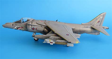 Revell's airplane model Harrier in scale 1:48 | Model Kits: cars, ships, airplanes