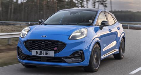 Ford Puma ST Powershift (2023) : une nouvelle version micro-hybride po ...