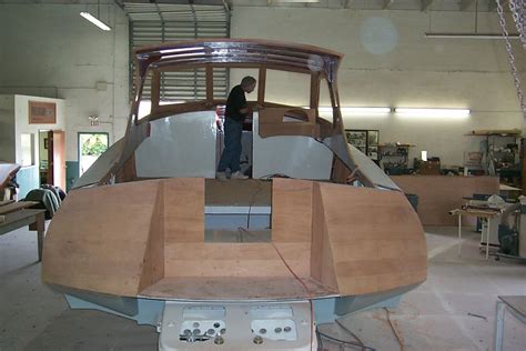 Boat Construction/Building Process - Yacht Hydraulics | Electrical | Automation | Classic ...