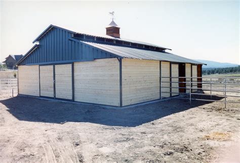 Prefabricated Barns