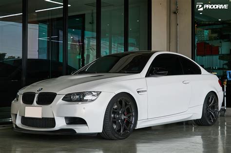 BMW M3 E92 White BC Forged KL01 Wheel | Wheel Front