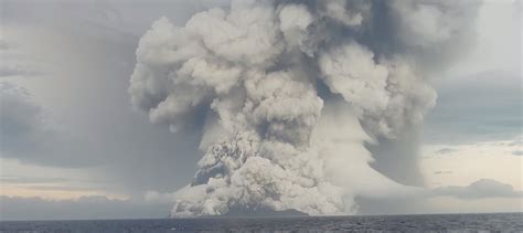 tonga volcano eruption 2022 - Batty Blogosphere Slideshow