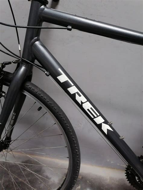 Trek Hybrid, Sports Equipment, Bicycles & Parts, Bicycles on Carousell