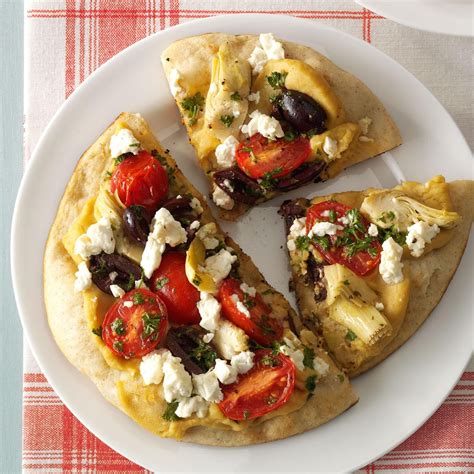 Grilled Greek Pita Pizzas Recipe: How to Make It