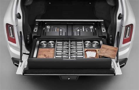 Rolls-Royce Cullinan Interior Redefines the 'Tailgate Party' | TractionLife