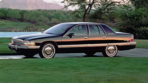 1992 Buick Roadmaster - Information and photos - MOMENTcar