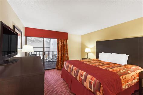 Wyndham Garden Stillwater | Stillwater, OK Hotels