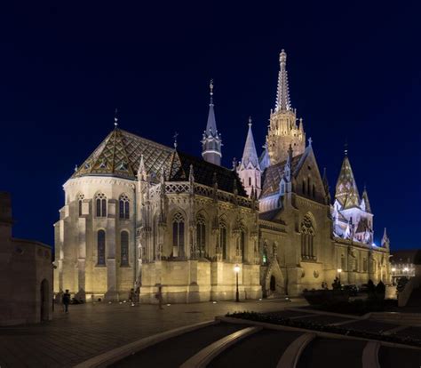 Premium Photo | View of cathedral at night