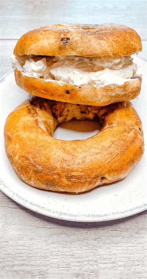 Cinnamon Raisin Bagel Recipe - Amazing Food Recipe