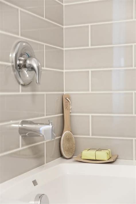 20+ Light Gray Subway Tile Bathroom – The Urban Decor