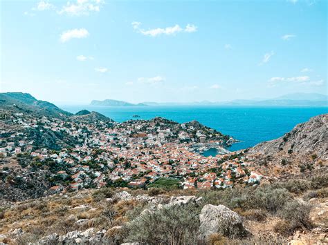 Hydra Island Travel Guide: Pairing Saronic Views with Assyrtiko Wines ...