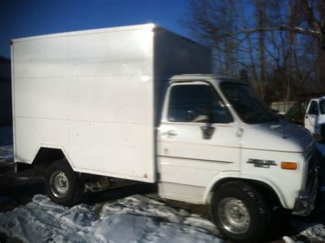 Purchase used 1995 Chevrolet G20 Chevy Van Extended Cargo Van 3-Door 4 ...