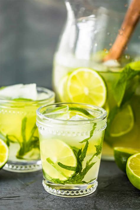 Mojito Pitcher Recipe (Best Mojitos for a Crowd) - (VIDEO!!)