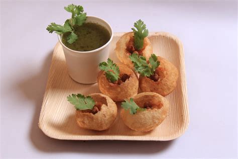 Puchka Lovers In Kolkata, Brace Yourself For A Delicious Journey Of Taste!