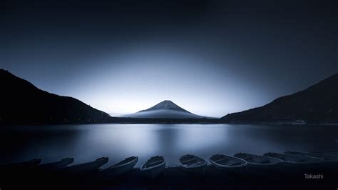 Photographer Captures the Mystifying Moods of Mount Fuji at Dawn | Beauty of Planet Earth