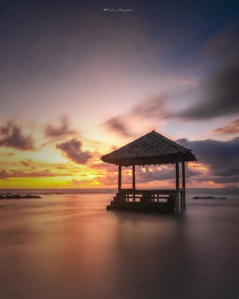 Pantai Karang Bolong Anyer: Tiket Masuk, Fasilitas & Spot Menarik