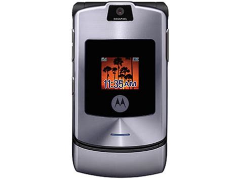 Motorola RAZR V3i review: Motorola RAZR V3i - CNET