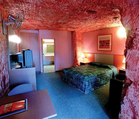 Desert Cave Hotel | sleep underground in a cave room in Coober Pedy, Australia | Host Unusual