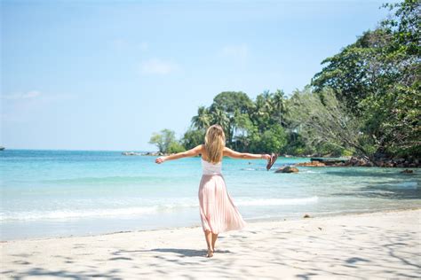 Bintan — popular and easy getaway from Singapore - DuckFerries