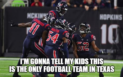 Hilarious memes celebrate Texans' win over Patriots