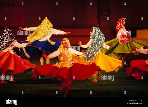 Haryana dance hi-res stock photography and images - Alamy