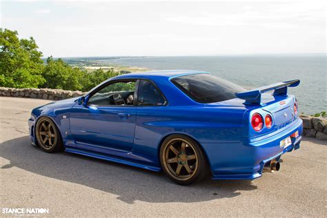 Fotos nissan skyline r34