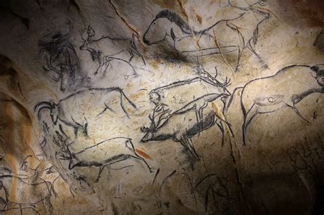 10 prehistoric cave paintings