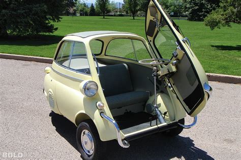 BMW ISETTA - Review and photos