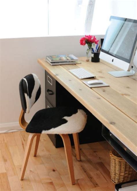 20 Top DIY Computer Desk Plans, That Really Work For Your Home Office