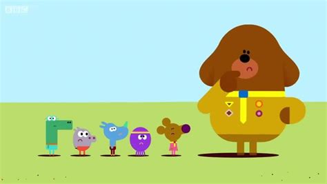 Hey Duggee Totem Pole