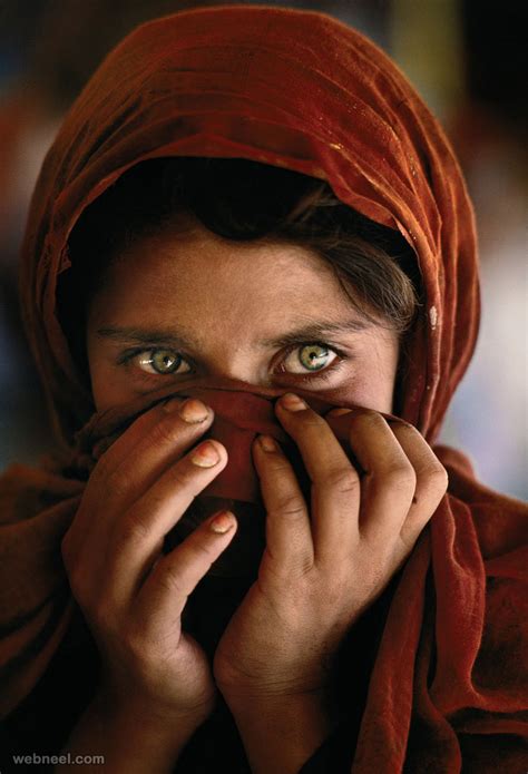 25 Stunning Portrait Photography examples of Famous American Photographer SteveMcCurry