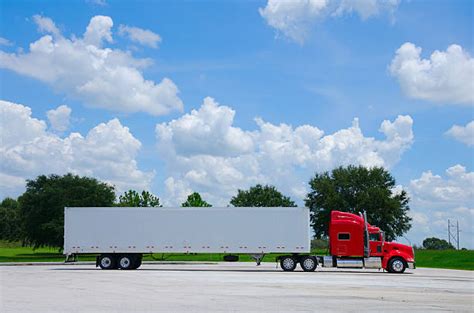 Semi Truck Side View Pictures, Images and Stock Photos - iStock