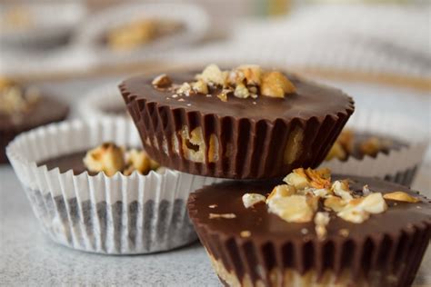 Chocolate Walnut Cups — With Veronika