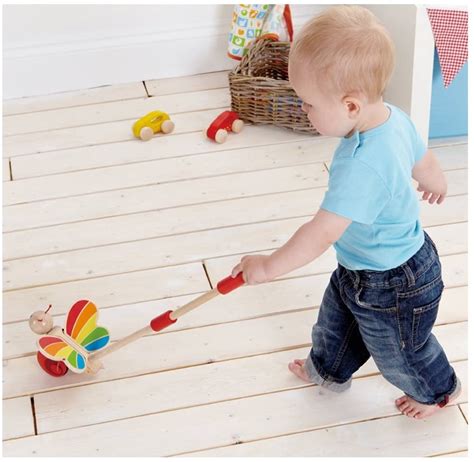 7 Amazing Sustainable Push and Pull Toys for Toddlers