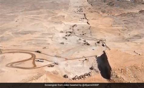 Video: Construction Begins For 170-Kilometre-Long Megacity Of Saudi ...