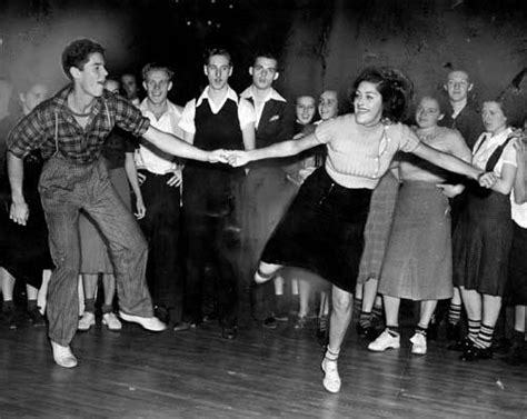 Swing Dance Beginners Workshop - Discover Frome