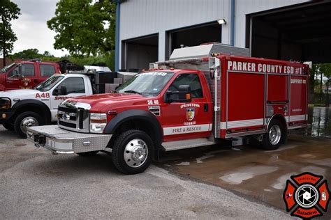 2009 Ford F-550 Fire Truck | Fire trucks, Firefighter gear, Trucks