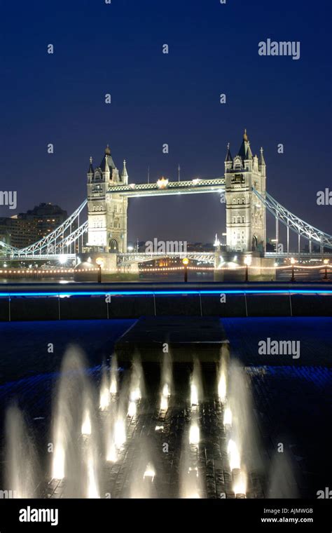 Tower Bridge in London at night Stock Photo - Alamy