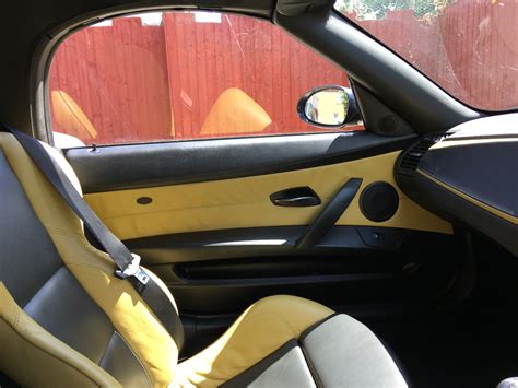 BMW Z4 Yellow Black Sport interior fitted #2 | BMW Z1 Z4 Z8 Z3 Forum and Technical Database ...