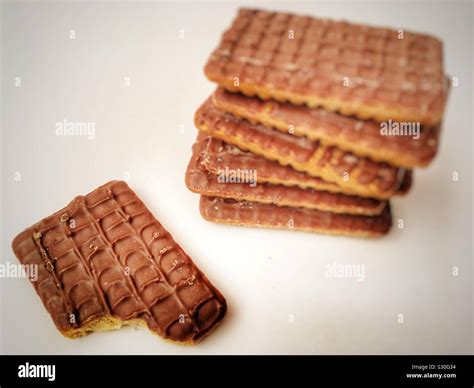 Fox’s milk chocolate malted milk biscuits Stock Photo - Alamy