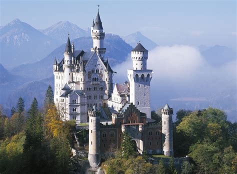 Neuschwanstein Castle Palace, Germany Bavaria | Found The World