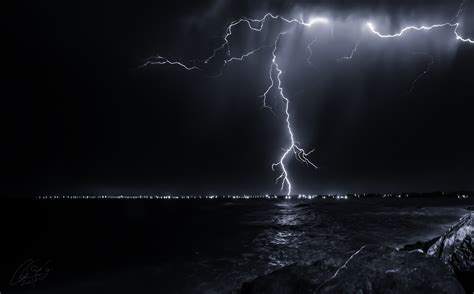 Nature night sky lightning sea ocean storm rain wallpaper | 3876x2410 | 632942 | WallpaperUP