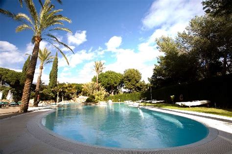 Hotel Don Carlos Leisure Resort & Spa in Marbella