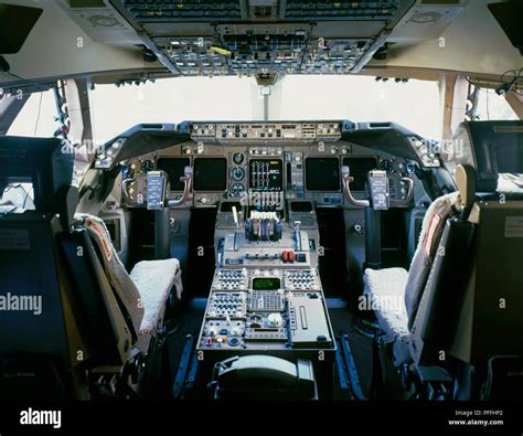 747 400 interior hi-res stock photography and images - Alamy