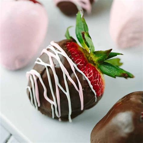 Mother's Day and Chocolate Covered Strawberries | Jessica Gavin