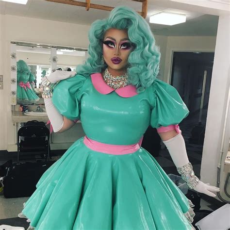 Drag Queen Outfits